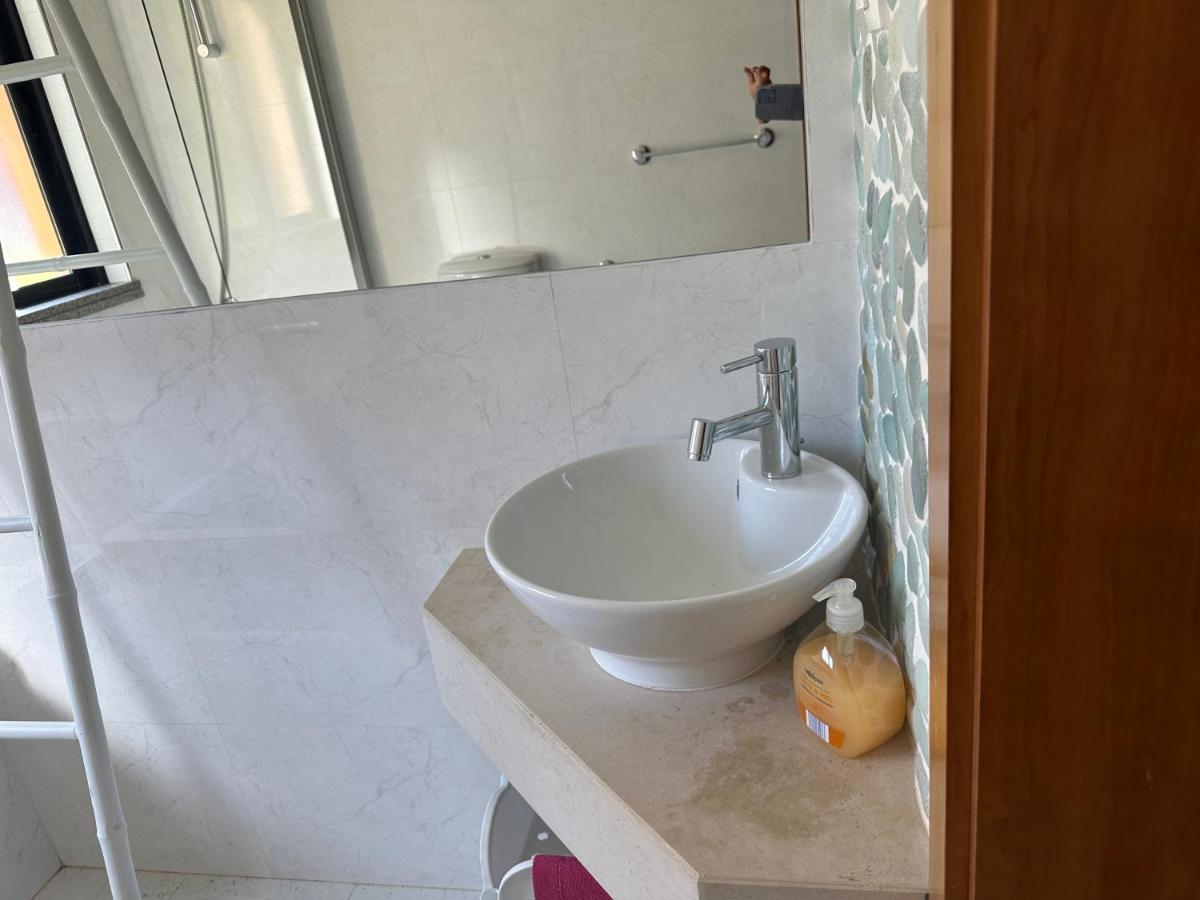 Baia Da Luz Luz Beach 1 Bedroom Apartment Exteriör bild